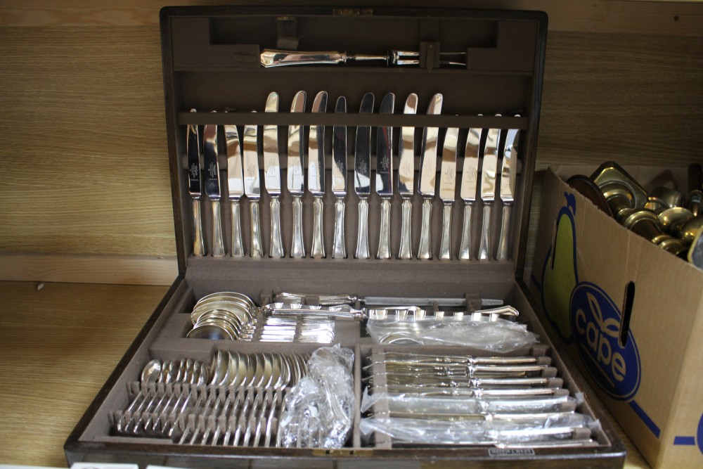 A Mappin & Webb oak cased canteen of plated flatware and cutlery for eight, with additional individually boxed items